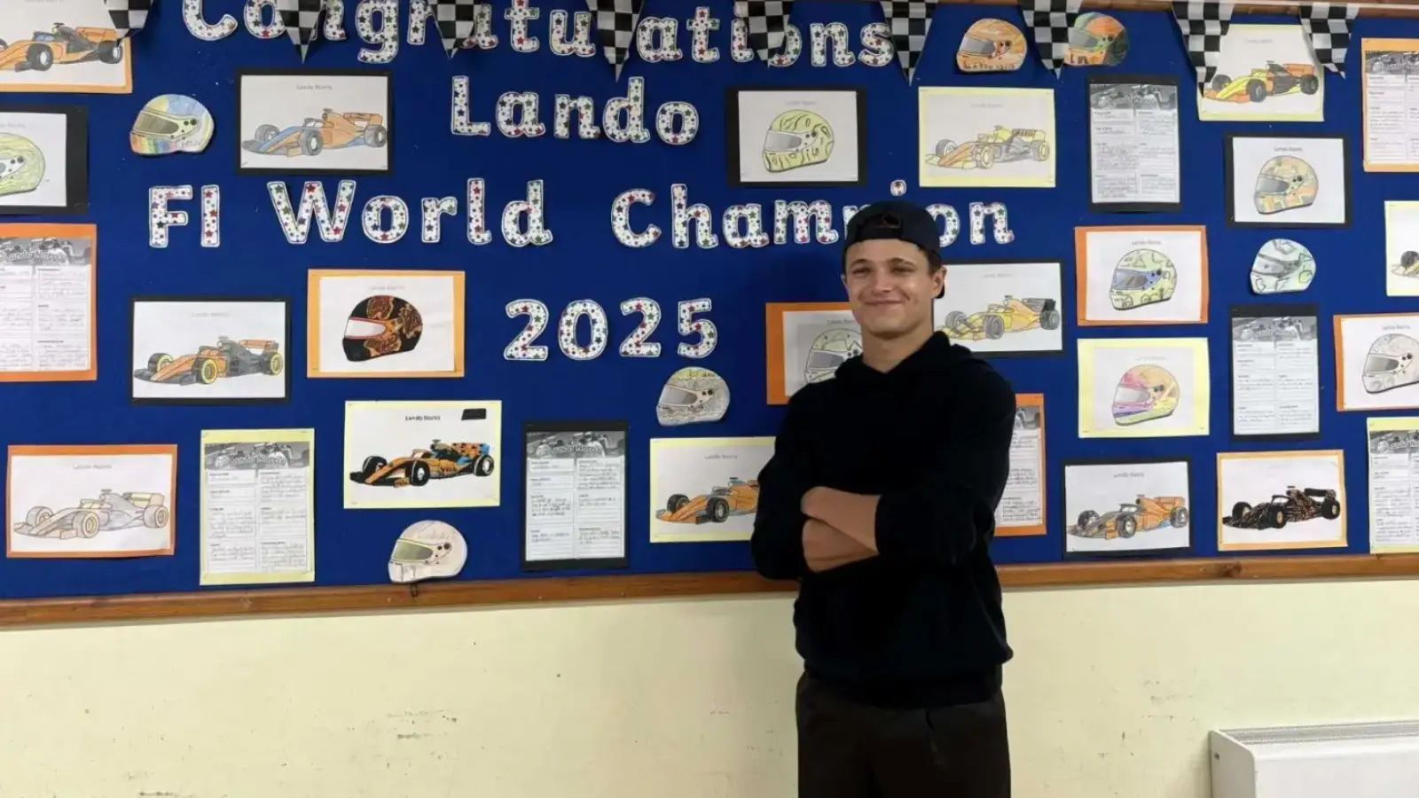 Berita FORMULA 1: Lando Norris Kunjungi Sekolah Lama Usai Tes Barcelona