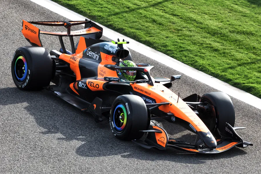 Lando Norris Pimpin Tes Bahrain F1 2026 Sore