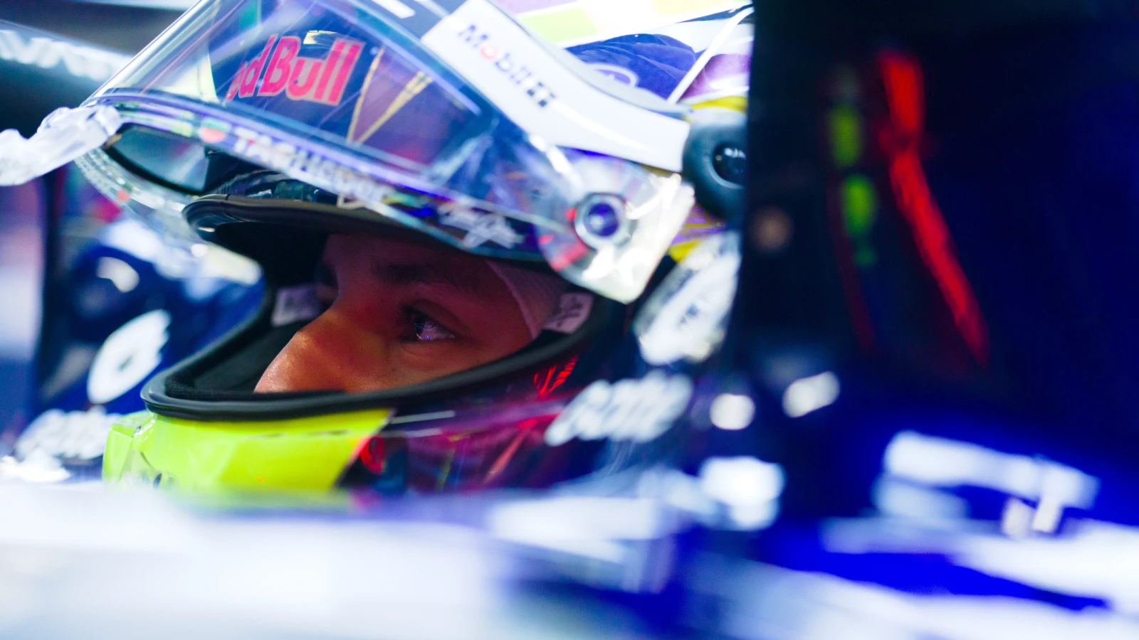 Isack Hadjar Tertunda di Tes F1 Bahrain 2026