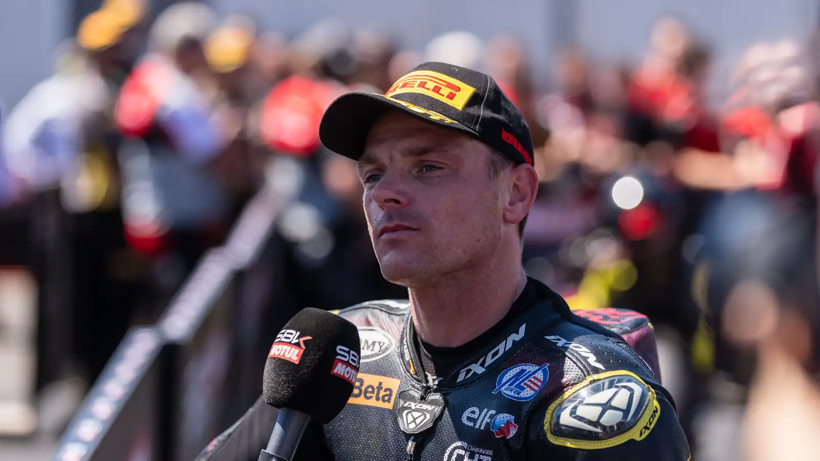 Sam Lowes Cedera Pergelangan Tangan di Phillip Island