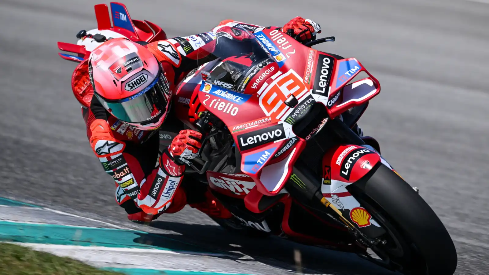 Stefan Bradl Nilai Marc Marquez Siap Kejar Rekor 2026