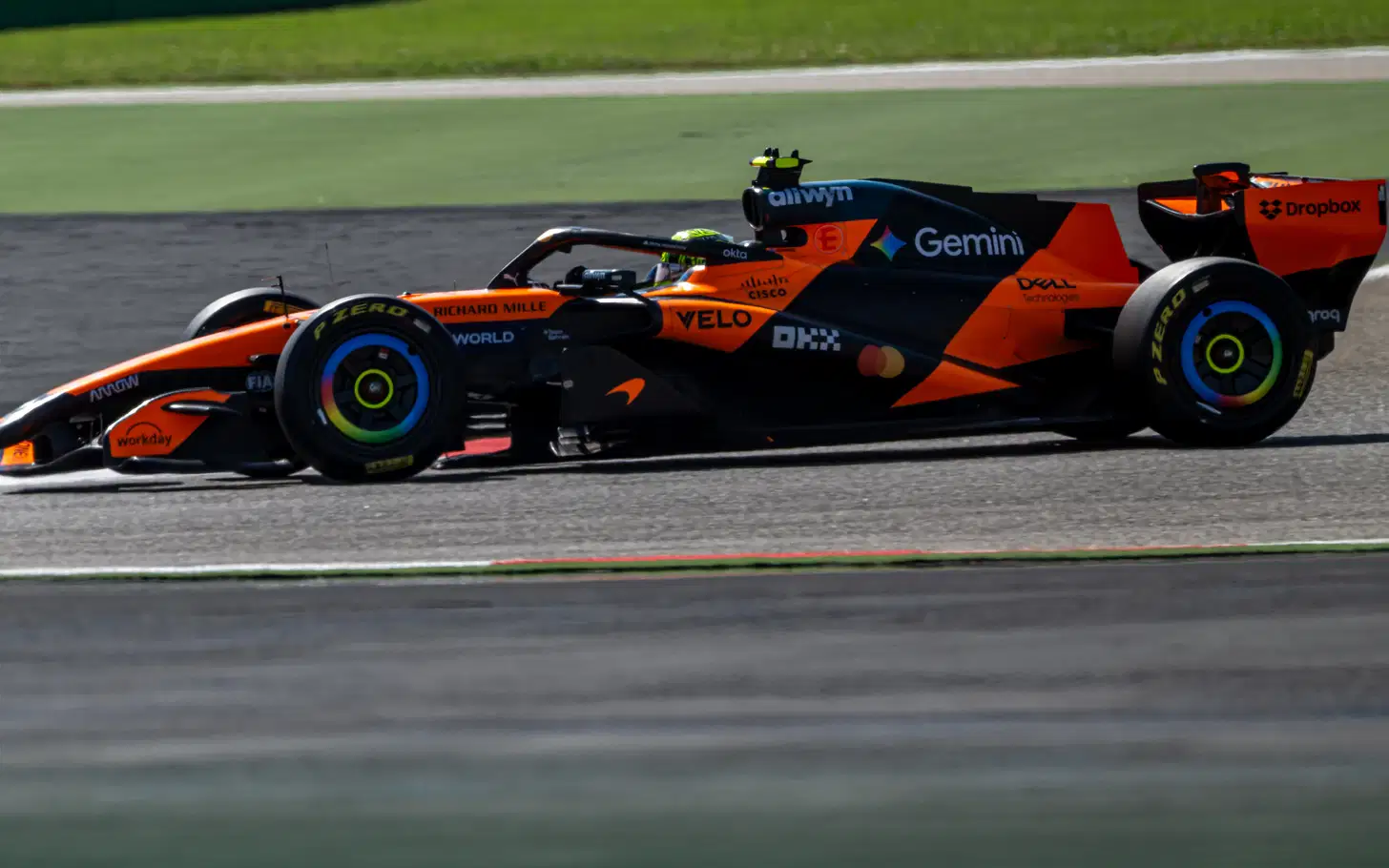 McLaren Terancam di F1 2026, Mampukah Bertahan?