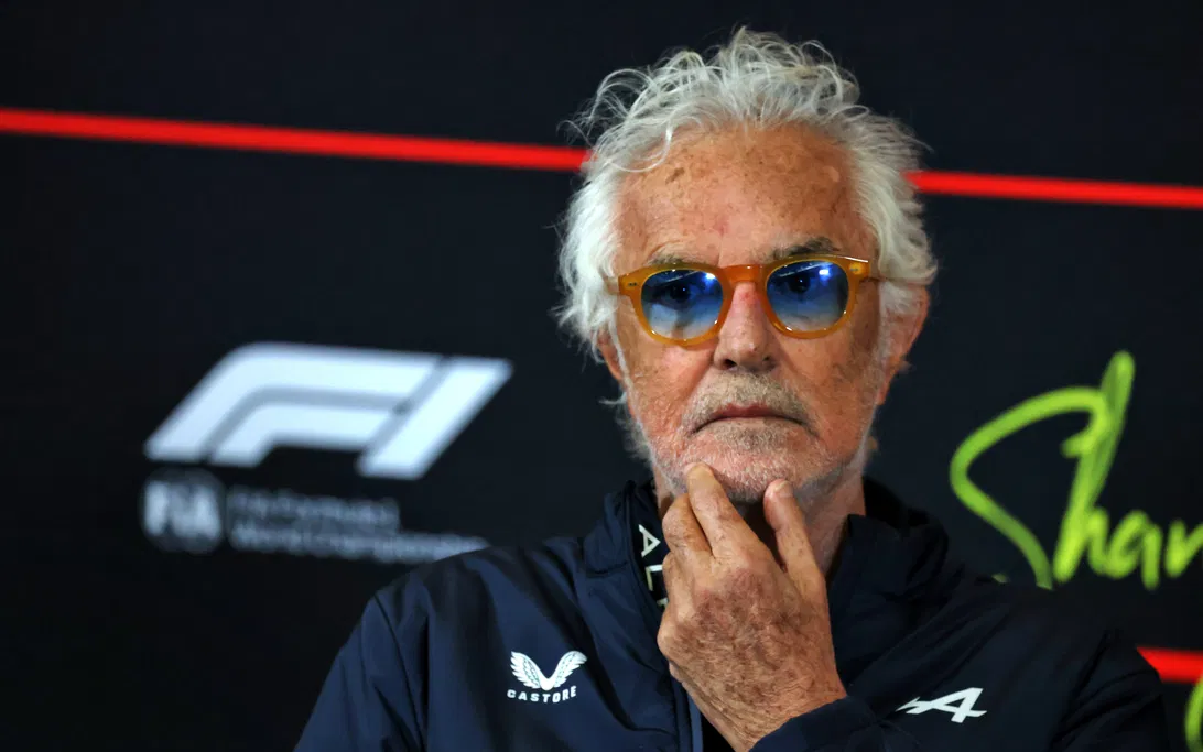 Flavio Briatore Konfirmasi Mercedes Minati Saham Alpine