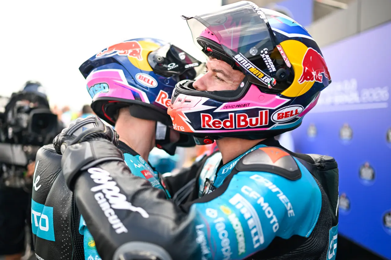 Daniel Holgado Menang Moto2 Brasil 2026, Dominasi Spanyol