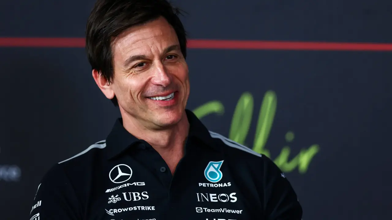 Toto Wolff Ingatkan Russell-Antonelli di F1 2026