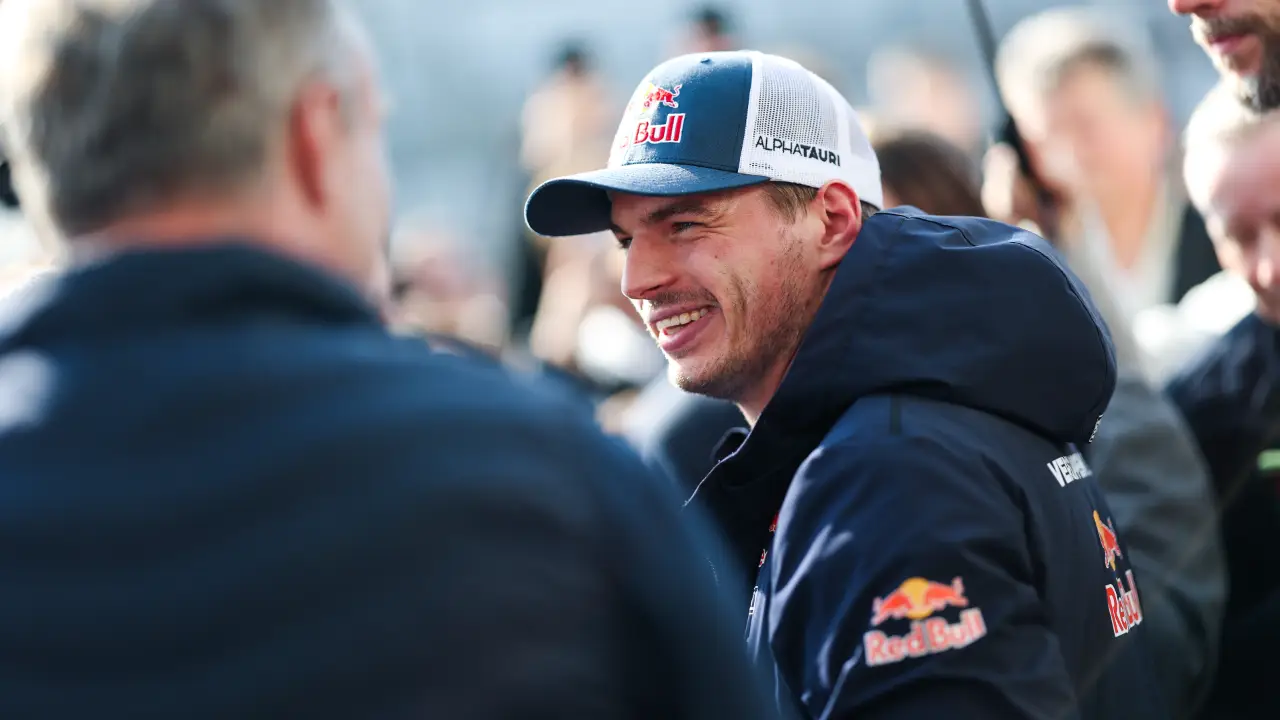 Verstappen Permalukan Rival GT500 di Fuji