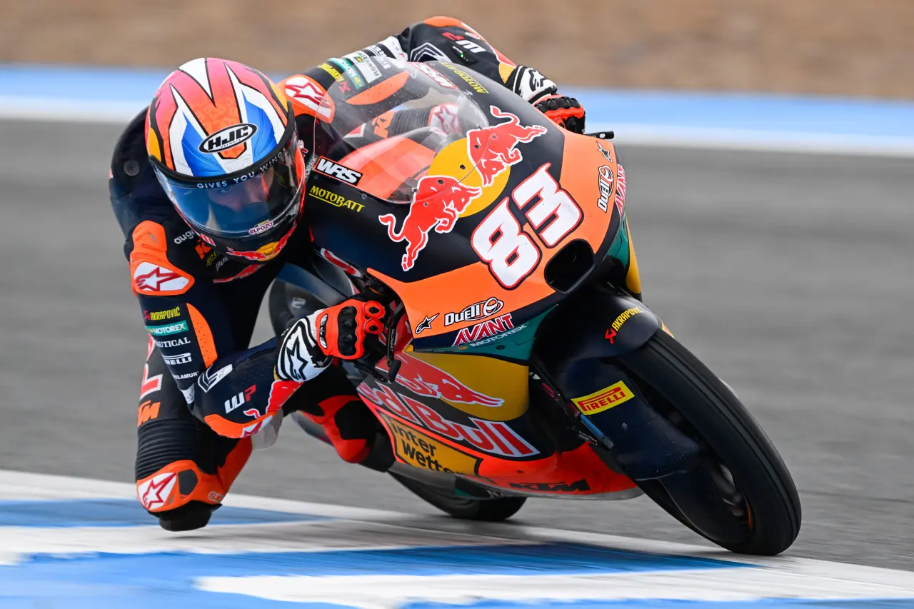 Alvaro Carpe Pimpin FP1 Moto3 Le Mans, Veda Ega Tembus 11 Besar