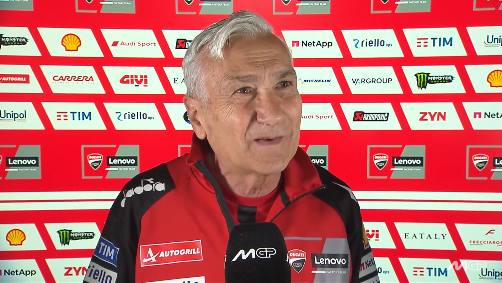 Davide Tardozzi Sebut Marc Marquez Superhero Usai Tahan Cedera Bahu di Awal MotoGP 2026