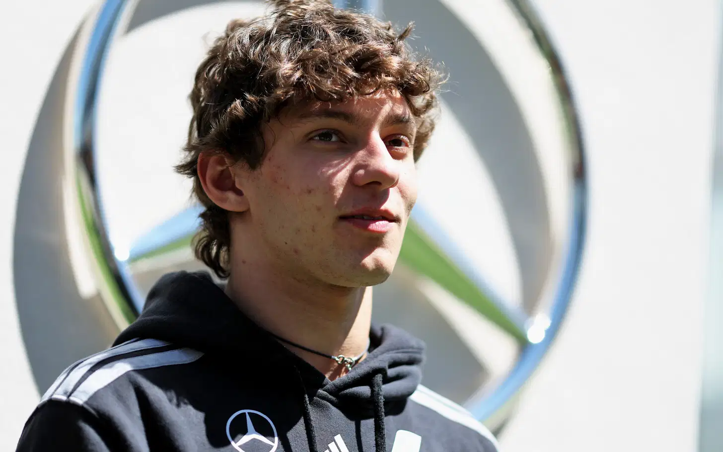 Kimi Antonelli Soroti Russell, Mercedes Diperingatkan Rival