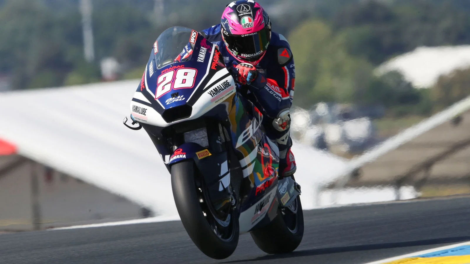 Izan Guevara Raih Pole Position Dramatis Moto2 di Balaton Park