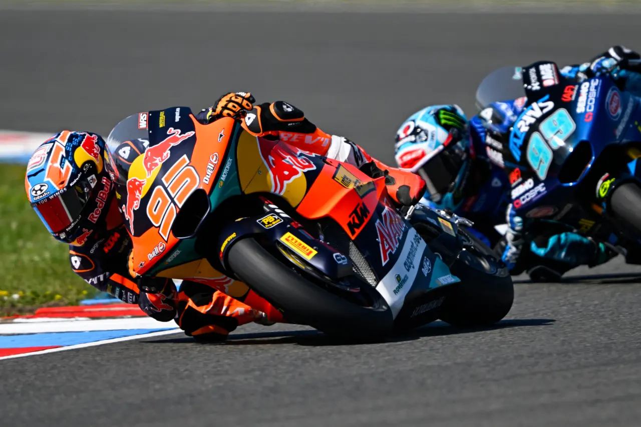 Gonzalez Extends Moto2 Lead as Alonso Closes on Top Four