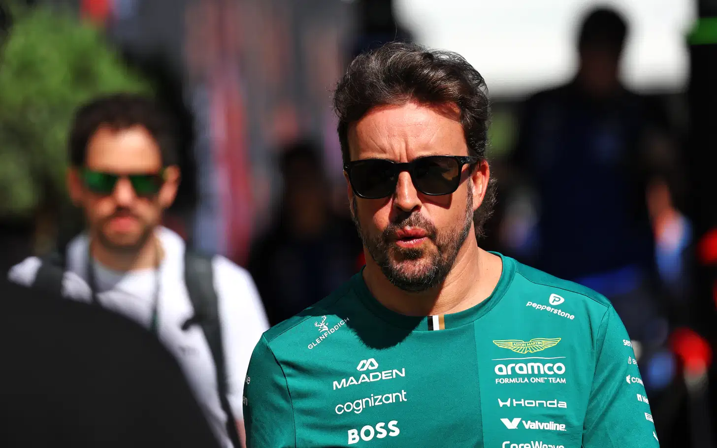 Alonso Minta Hentikan Serangan terhadap Aston Martin