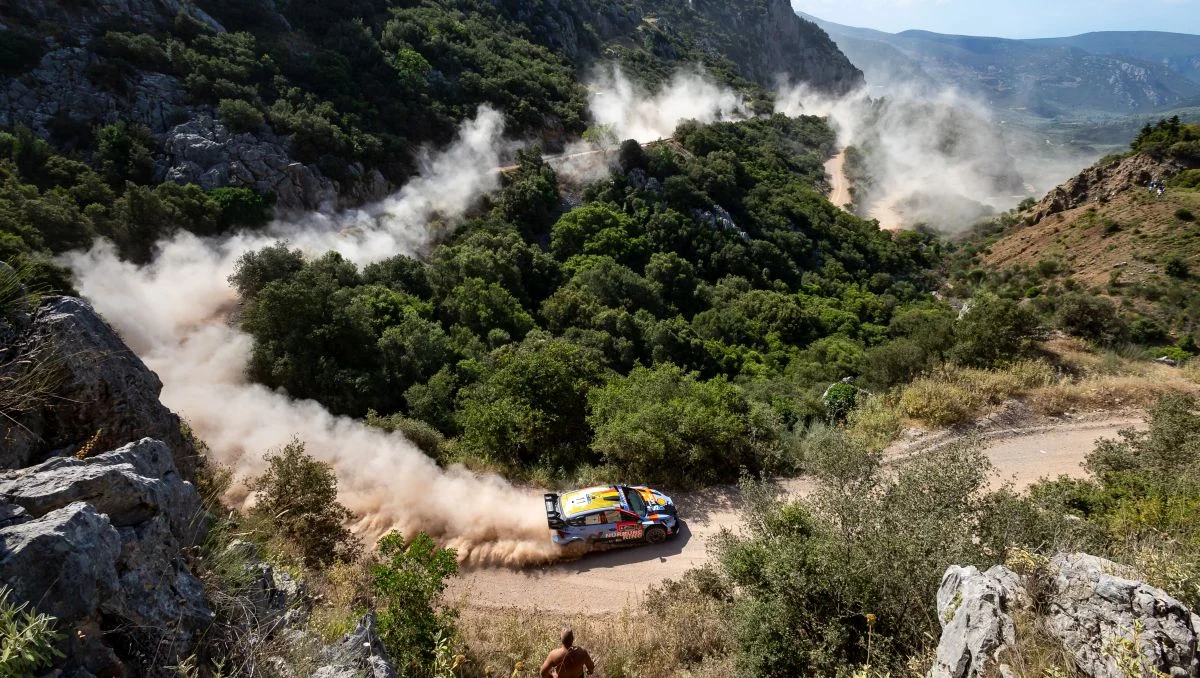 Thierry Neuville Kuasai SS6 Saat Armstrong Bermasalah