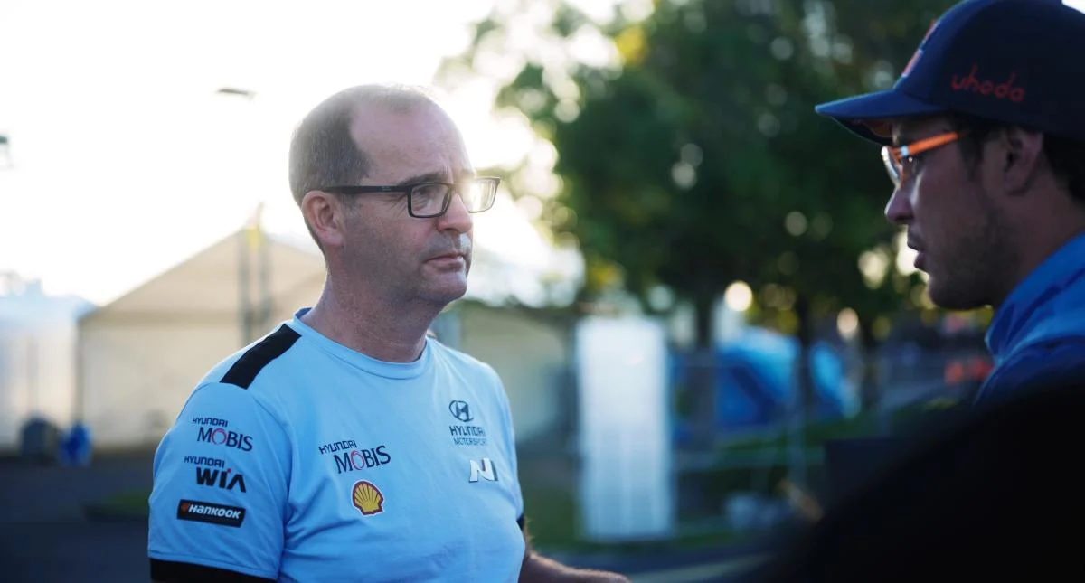 Hyundai Minta Thierry Neuville Terus Menyerang