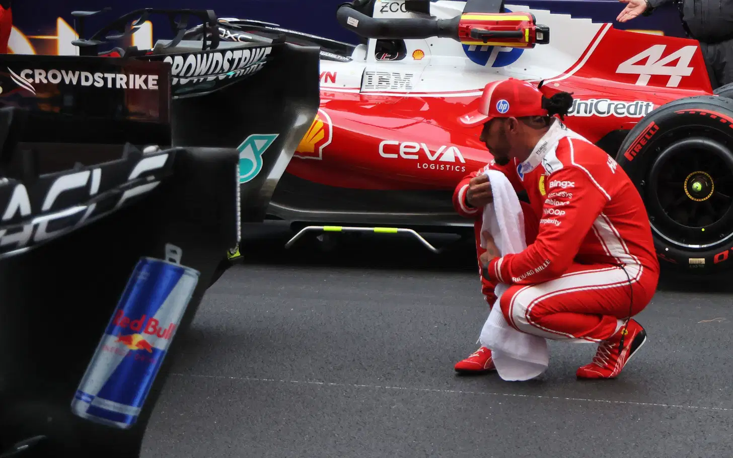 Lewis Hamilton Bingung Mercedes Unggul Besar di Lintasan Lurus