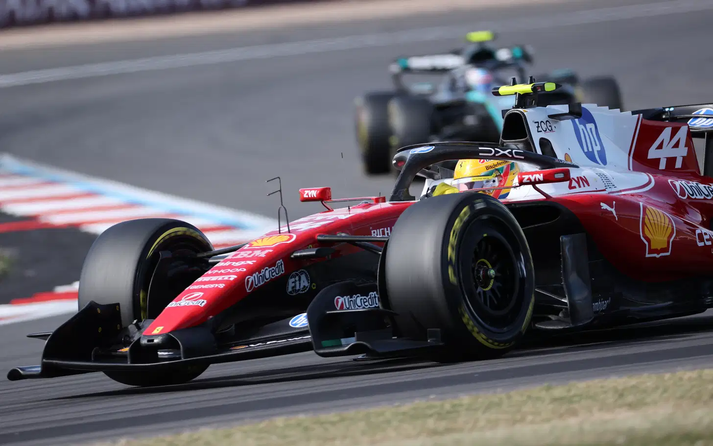 Lewis Hamilton Buktikan Efisiensi Ferrari di Silverstone