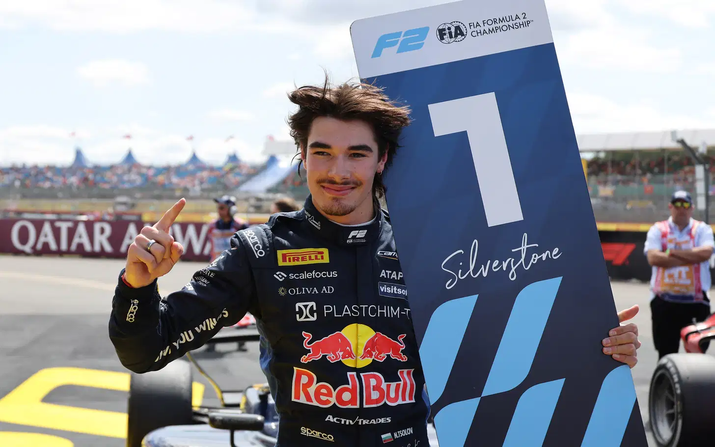 Nikola Tsolov Wins British F2 Feature Race