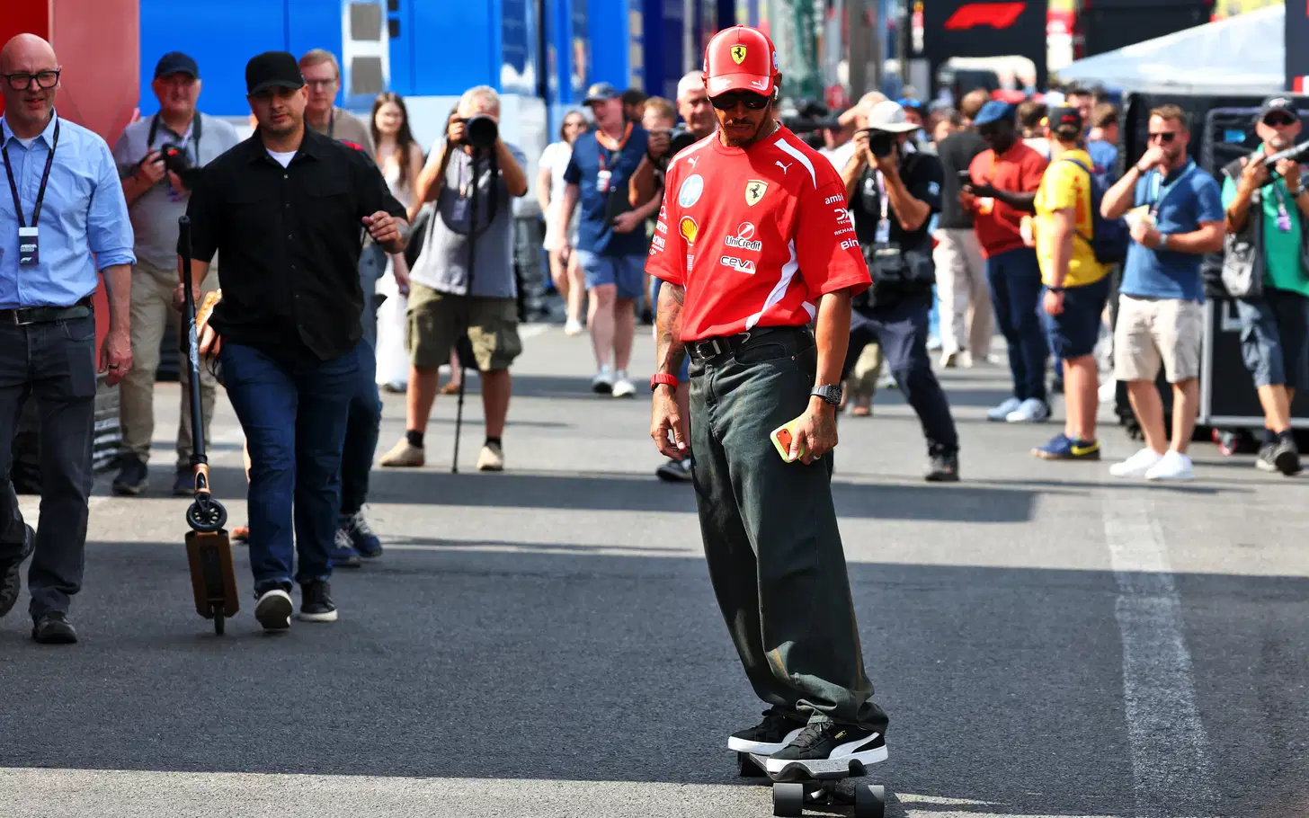 Lewis Hamilton Praises Ferrari Push to Catch Mercedes