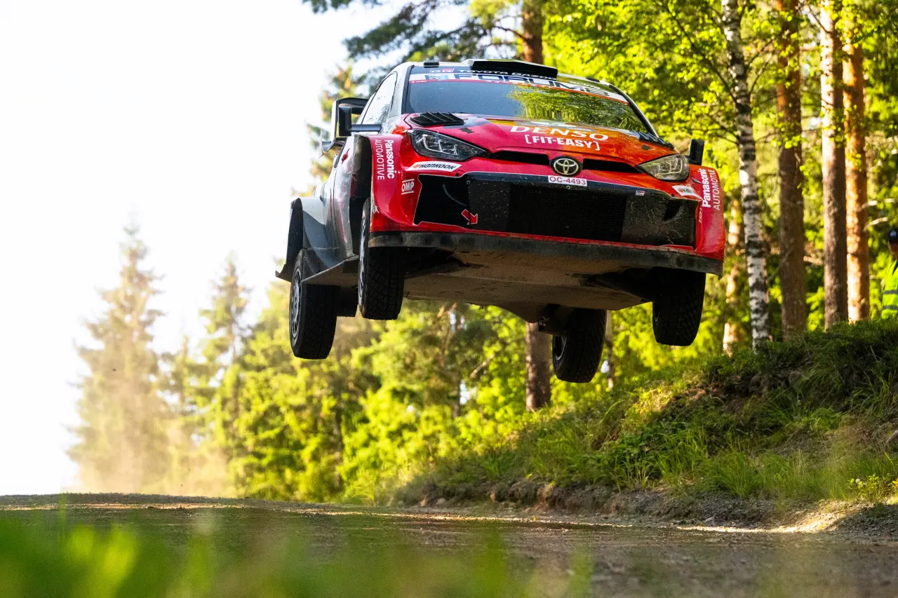 Sami Pajari Leads WRC Finland 2026 After SS18 Leustu
