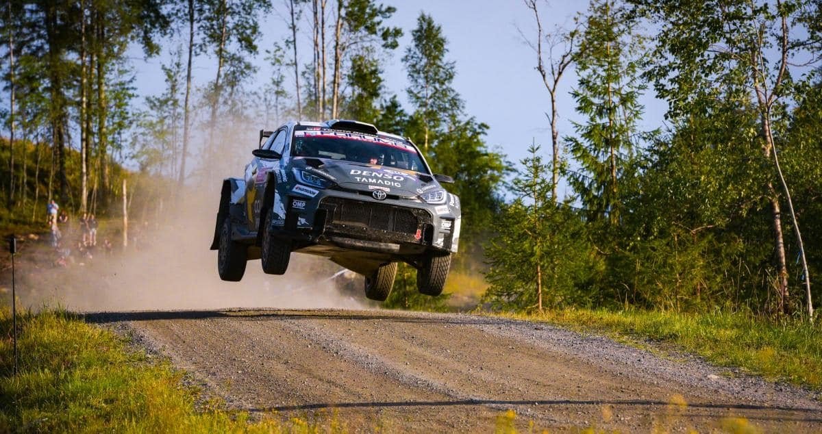 Jari-Matti Latvala Menang Rally2, Robert Virves Juara WRC2 Finlandia 2026