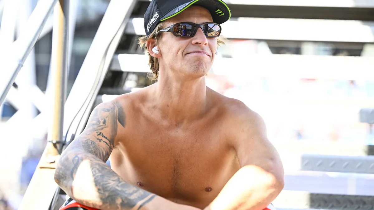 Quartararo Shows Off F1 Helmet Collection, Wants Russell and Piastri Next