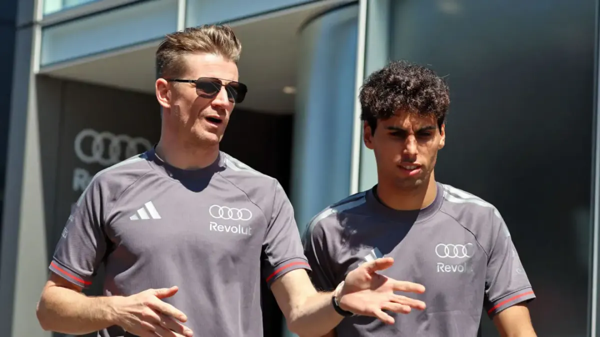 Bortoleto Tegaskan Kontrak Jangka Panjang dengan Audi, Isu Sainz Mereda