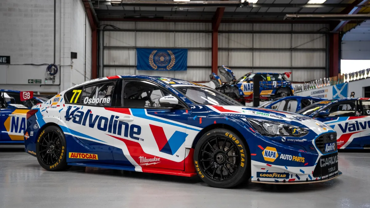 NAPA Racing UK Hadirkan Livery ala NASCAR untuk Donington GP