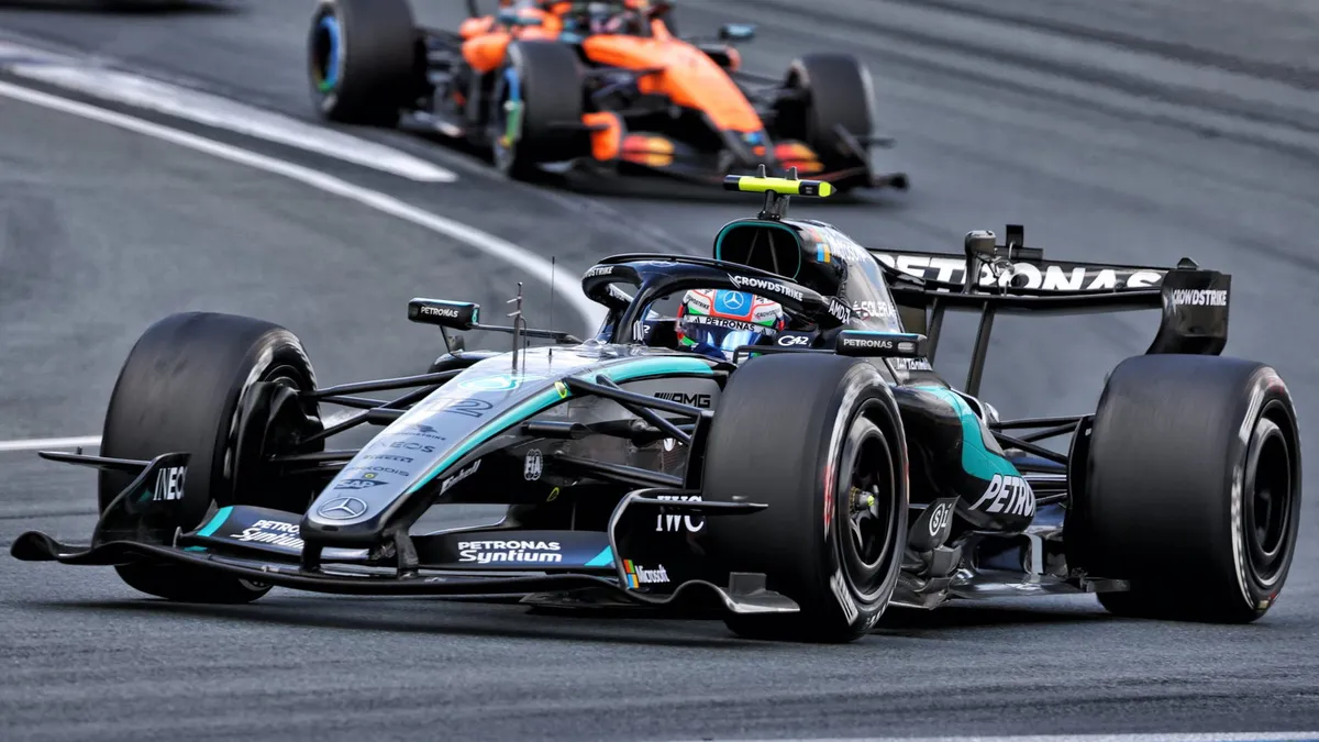 McLaren Ragu Klaim Mercedes Soal Dana Pengembangan F1