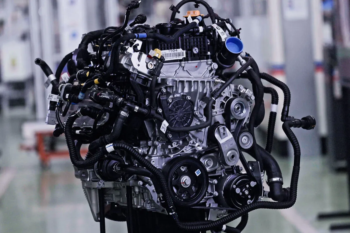 Pemerintah Italia Tegas: Aturan 'Made in Europe' Berlaku Juga untuk Hybrid