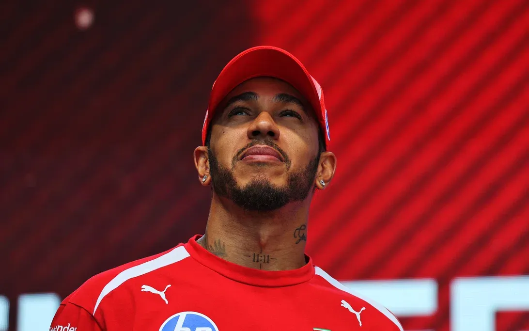 Hamilton Kembali Jadi Penantang Gelar F1 2026, Fans Yakin Juara