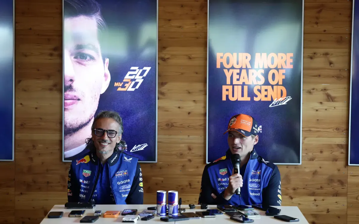 Verstappen: Saya Lebih Dekat Pensiun daripada Pindah Tim