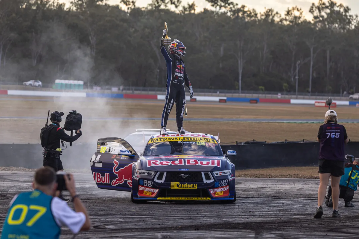 Piala Sprint Supercars 2026: Drama di Ipswich, Inilah Fotonya