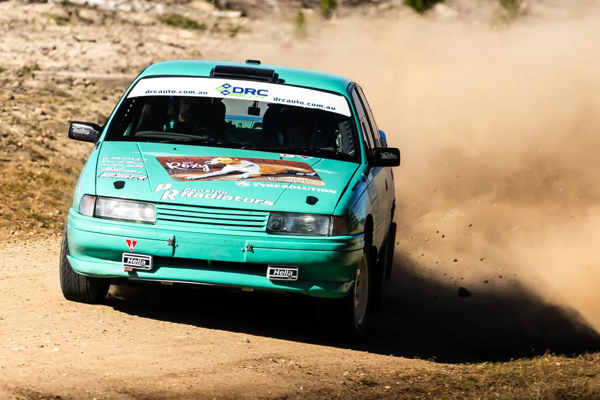 Rally Holden V8 Supercar Meluncur ke Eropa untuk Rallylegend
