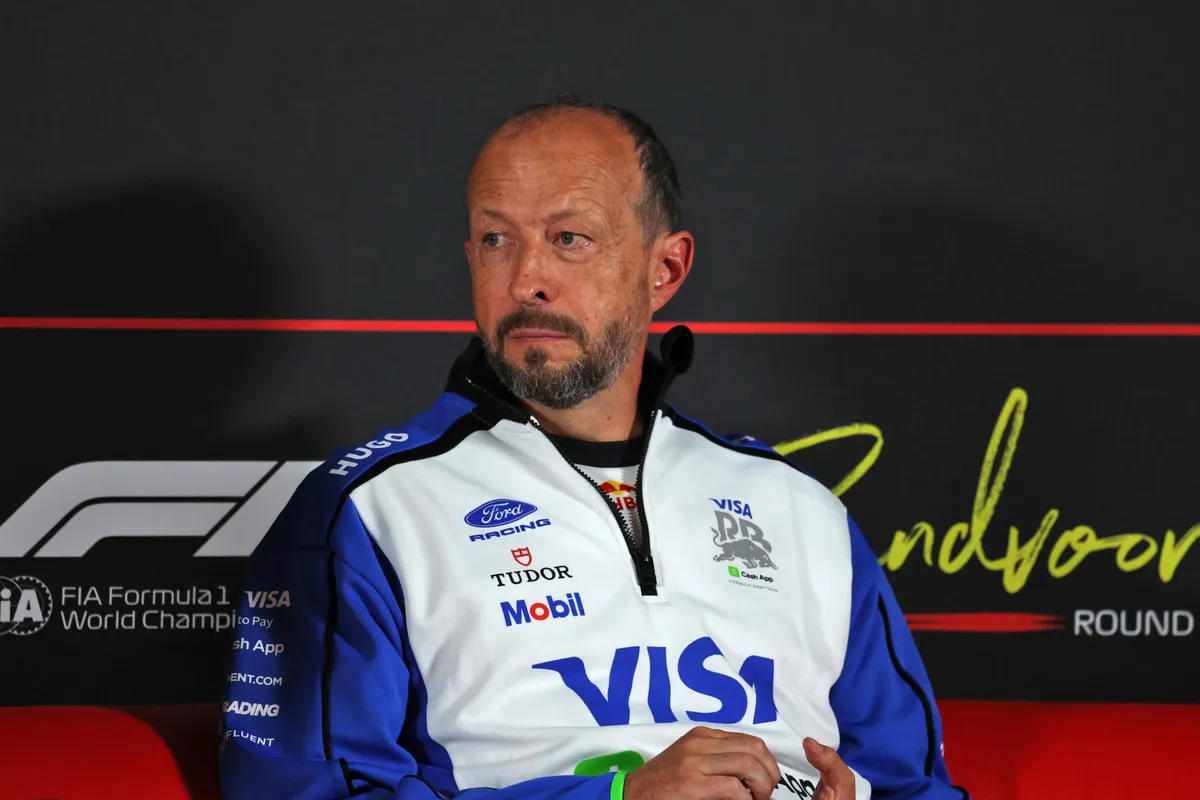 Racing Bulls Tahan Keputusan Masa Depan Lawson dan Lindblad