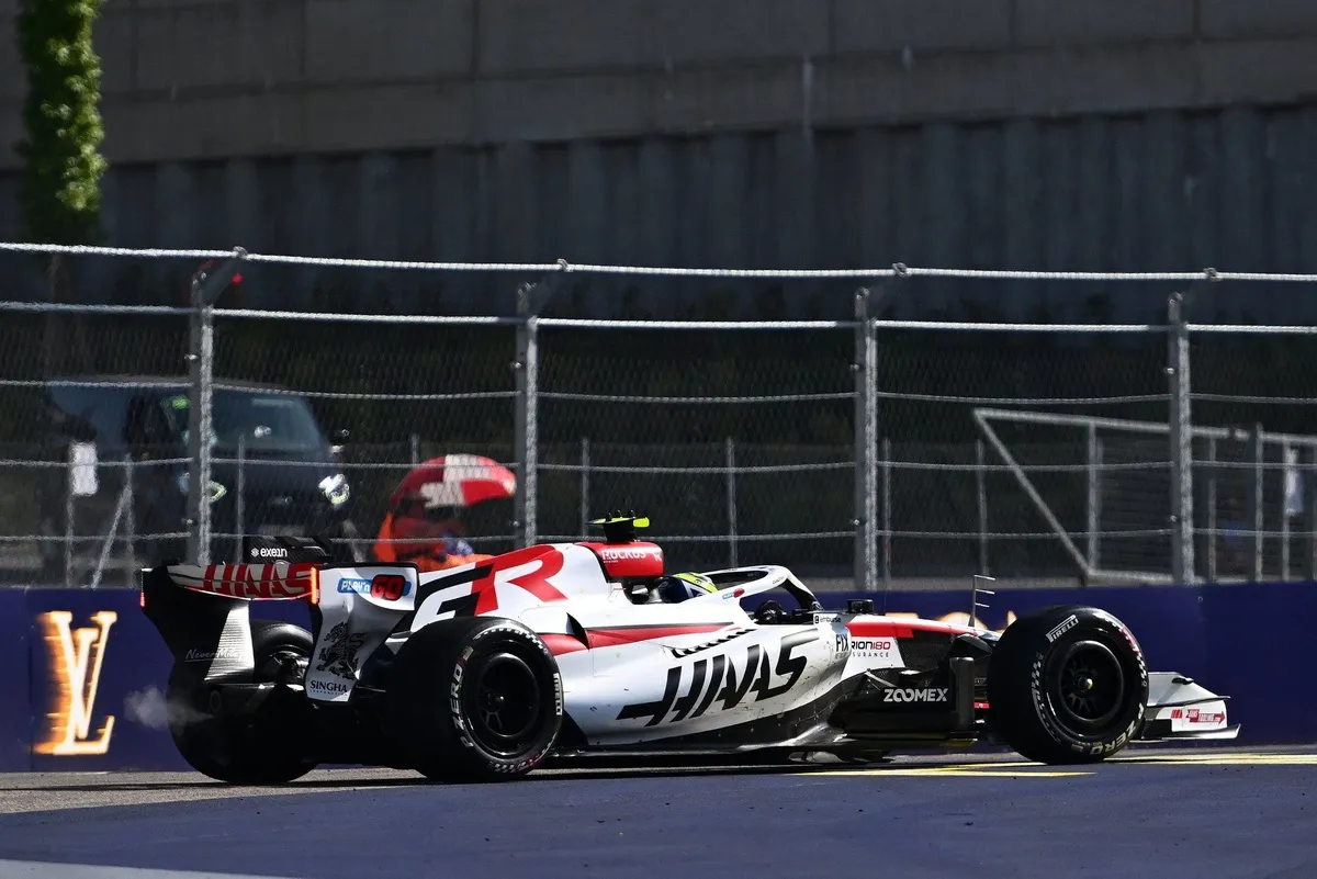 Haas 'Tim Terbaik ke-10' Usai Tertinggal dari Aston Martin - Bearman