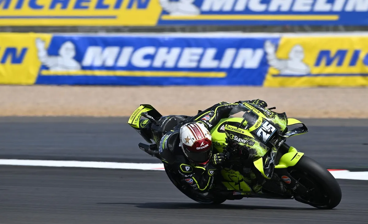 Raul Fernandez Menang di Silverstone, Aprilia Dominan, Marquez Jauh