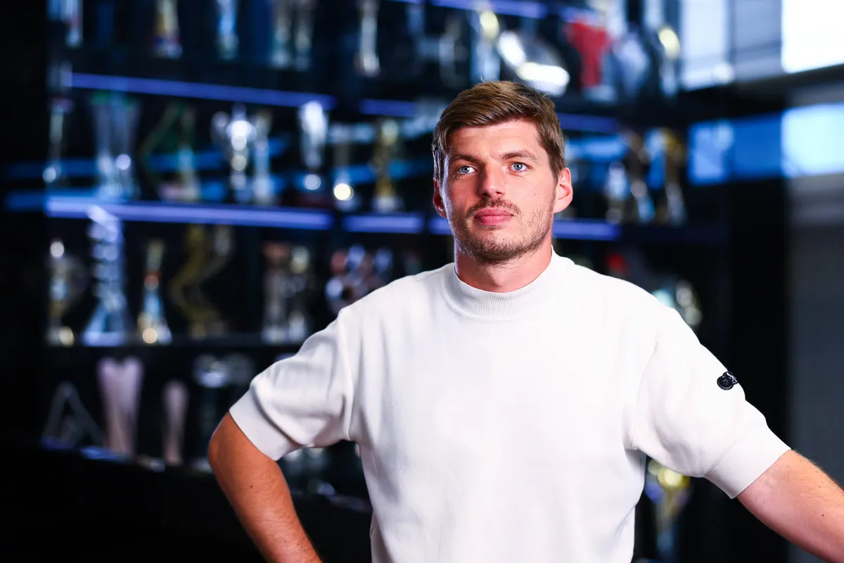 Rinnovo Verstappen-Red Bull: Chi Vince e Chi Perde