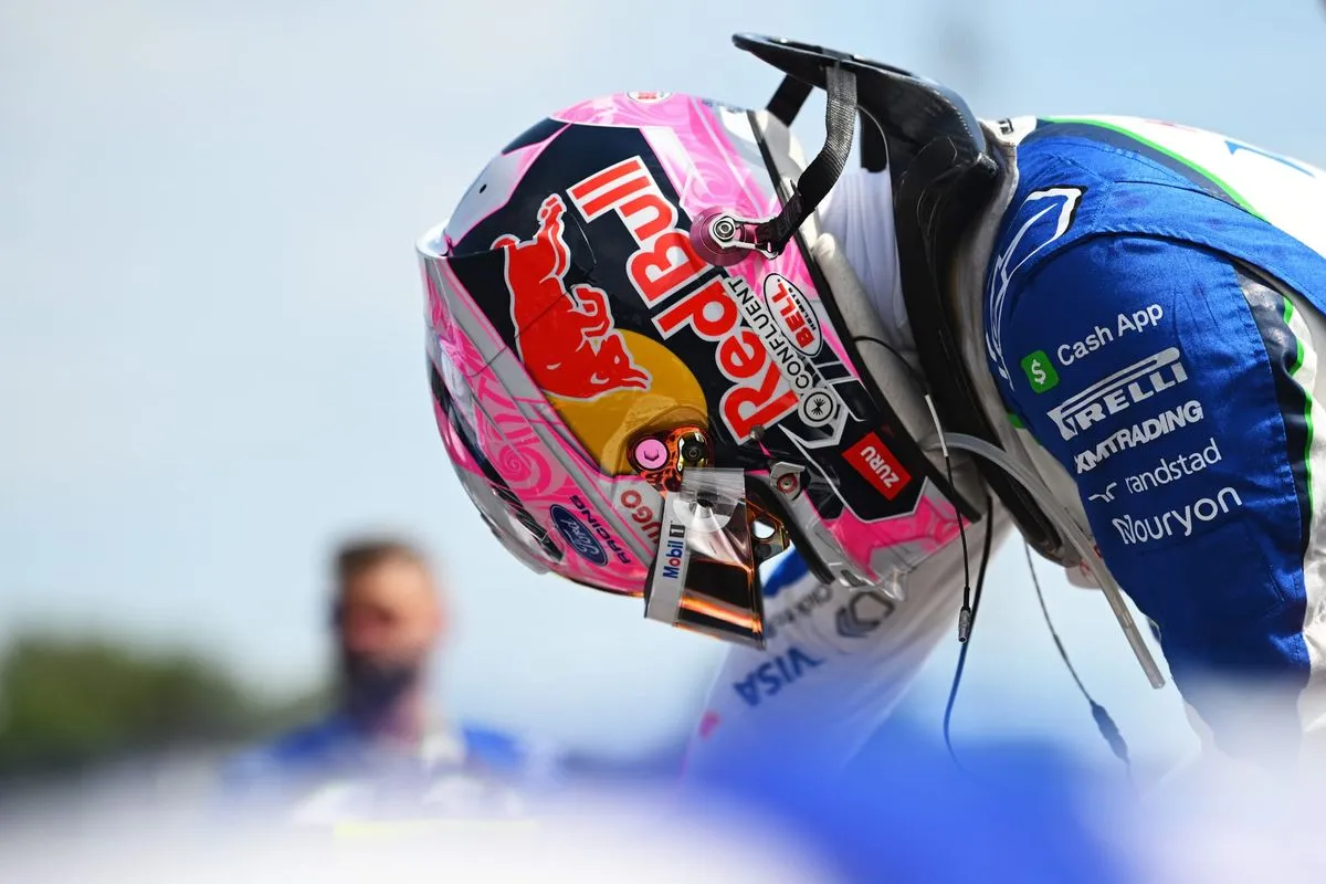Lawson's Turbulent F1 Career Finally Settling Down