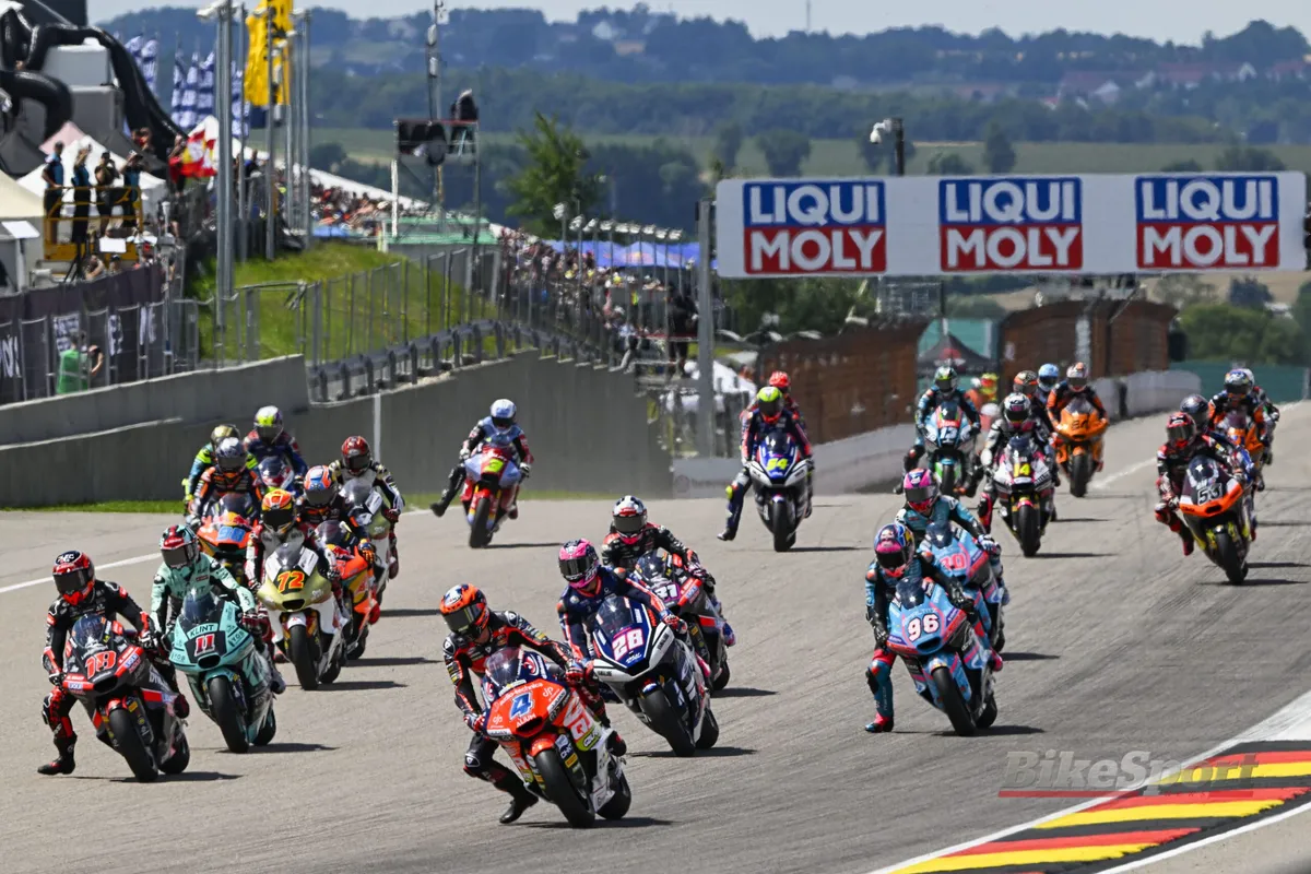 Triumph Siapkan Mesin Baru Khusus Moto2 untuk Musim 2027