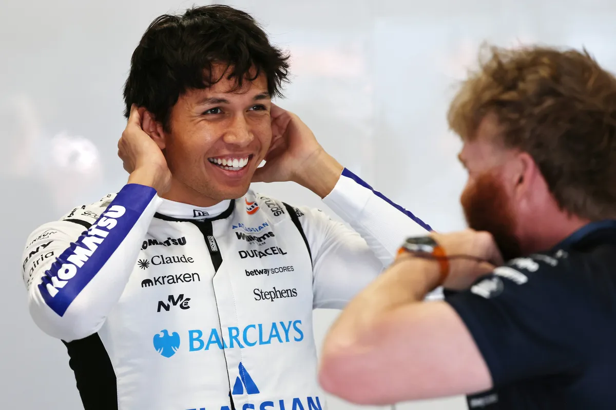 Williams Pertahankan Albon Hingga 2027 di Tengah Musim Sulit