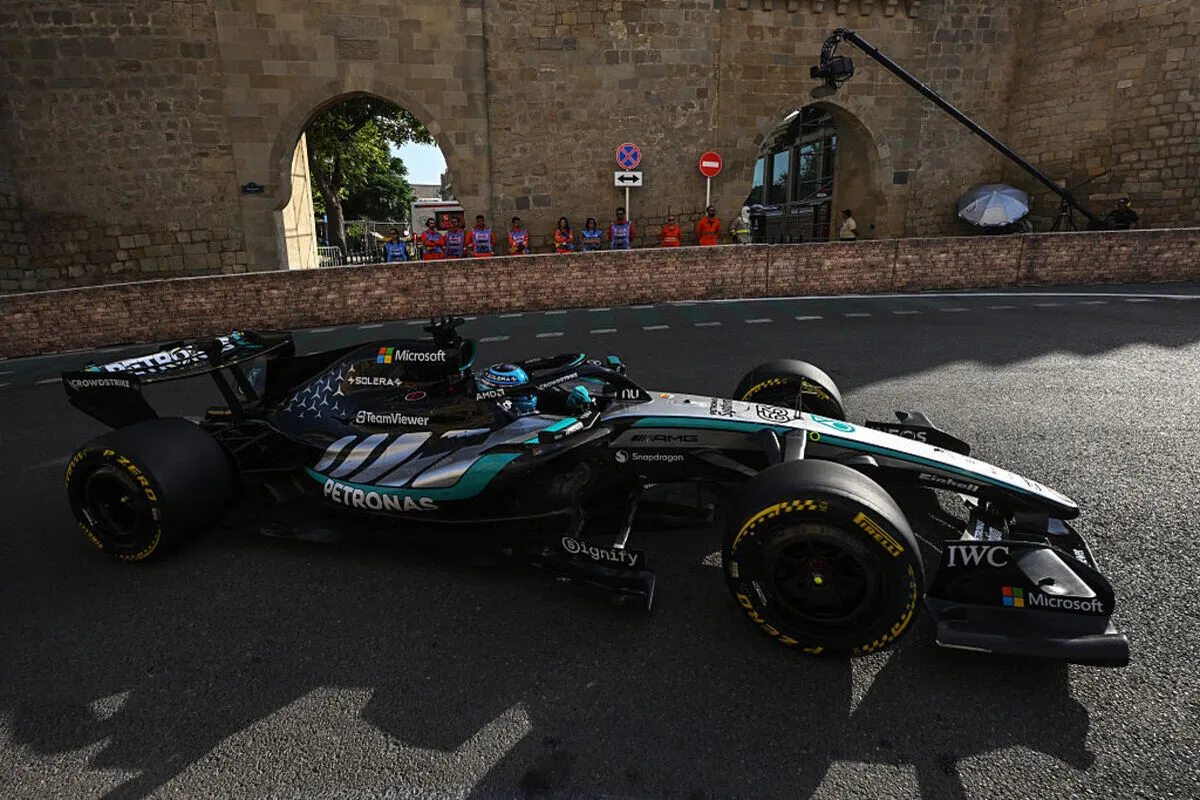 Baku FP3: Verstappen Tantang Mercedes, Scia Kunci Kualifikasi
