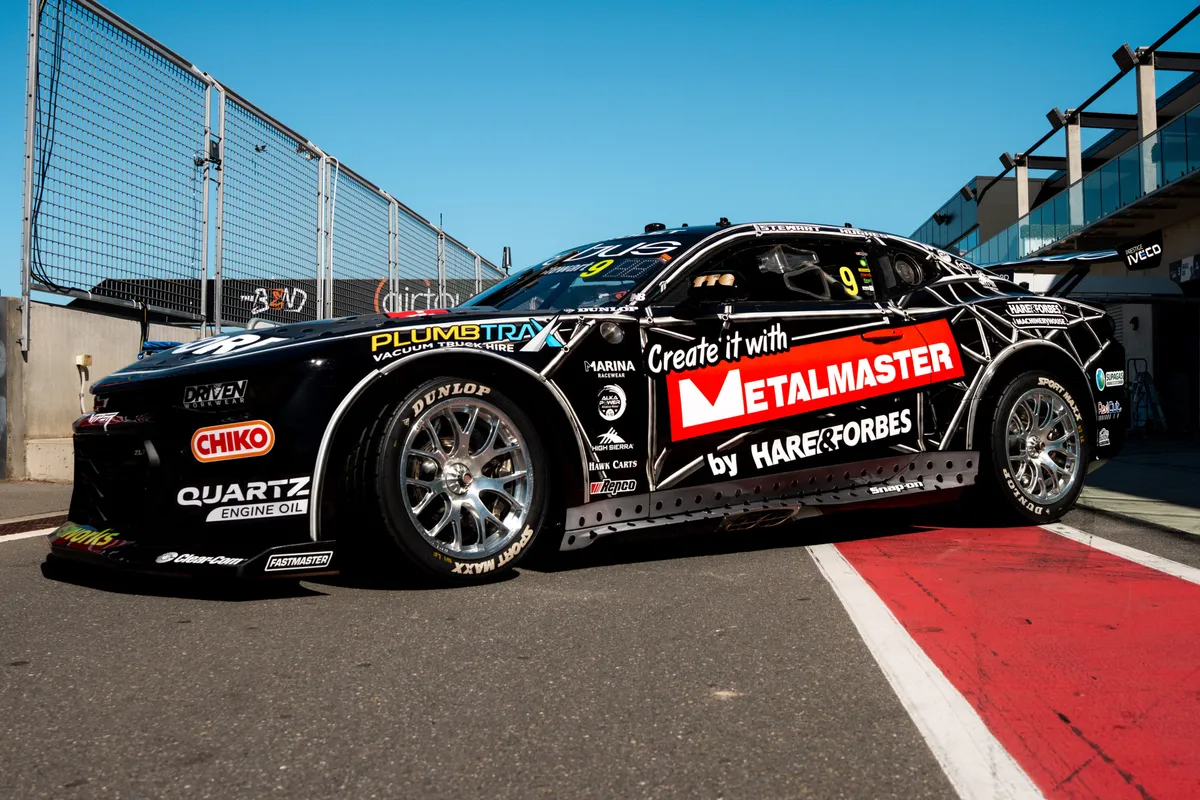 Erebus Rilis Livery Berani Metalmaster untuk The Bend 500