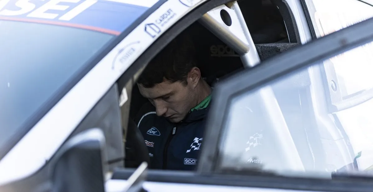 Armstrong Crashes in Chile Despite Careful Approach