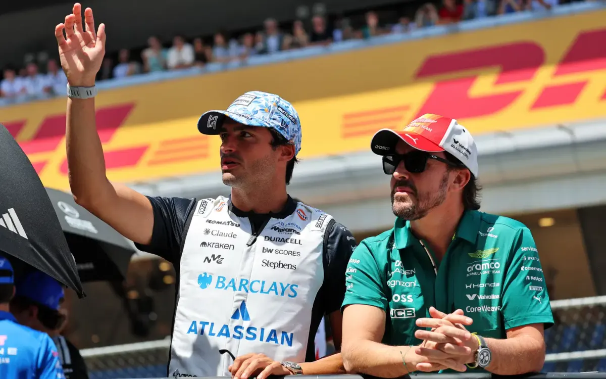Sainz Tuding Alonso Pengaruhi Penalti di Madring