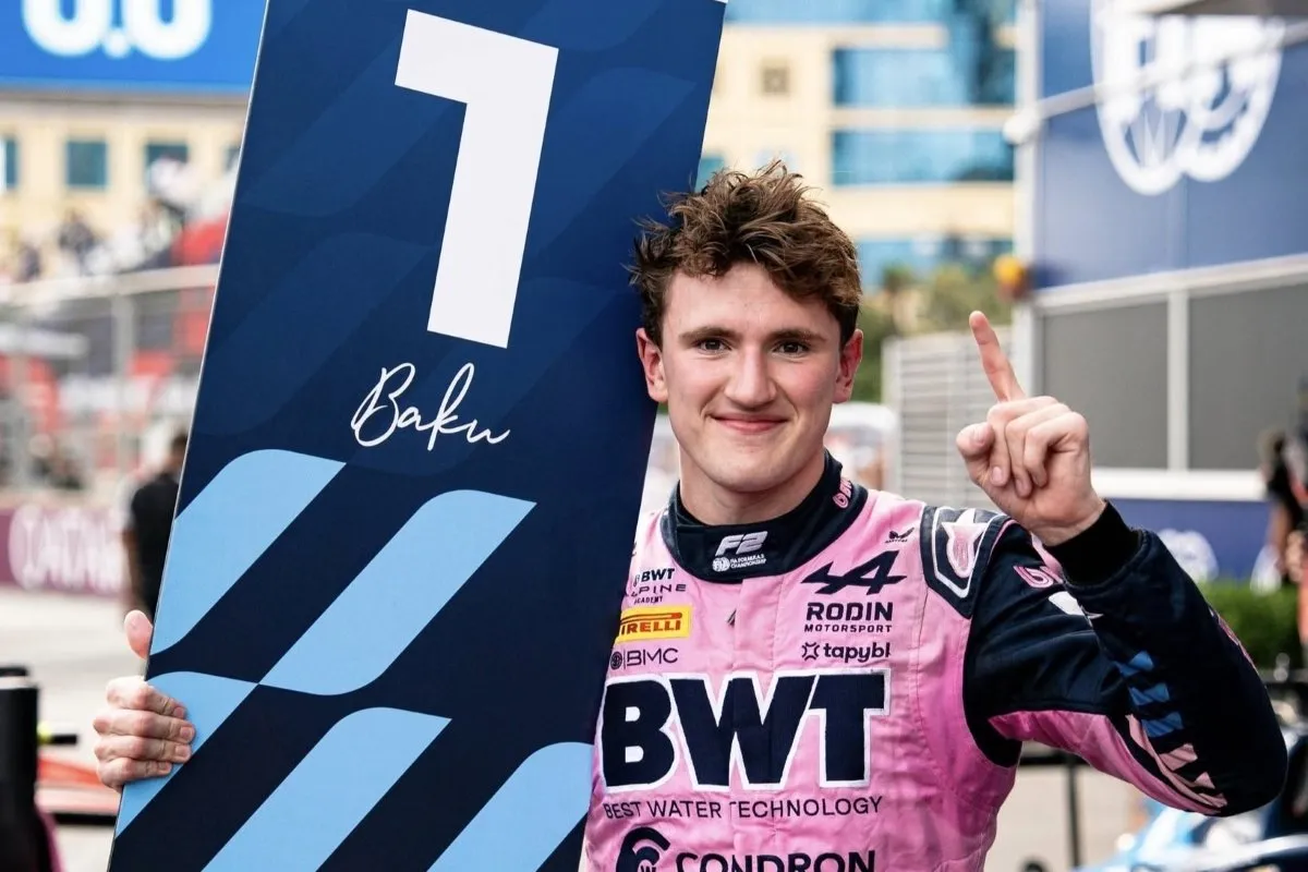 Dunne Dominates F2 Baku Feature, Three-Way Title Fight Ignites