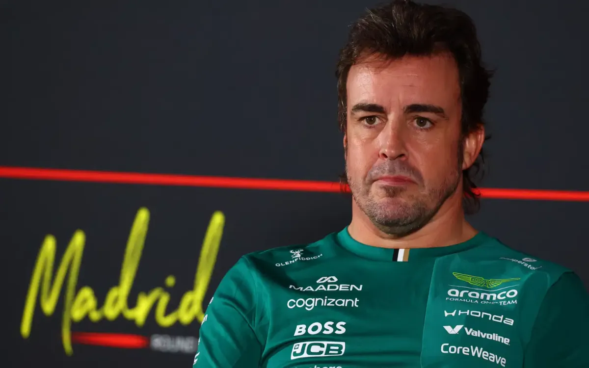 Alonso Tunda Keputusan Masa Depan, Aston Martin Tak Buru-Buru