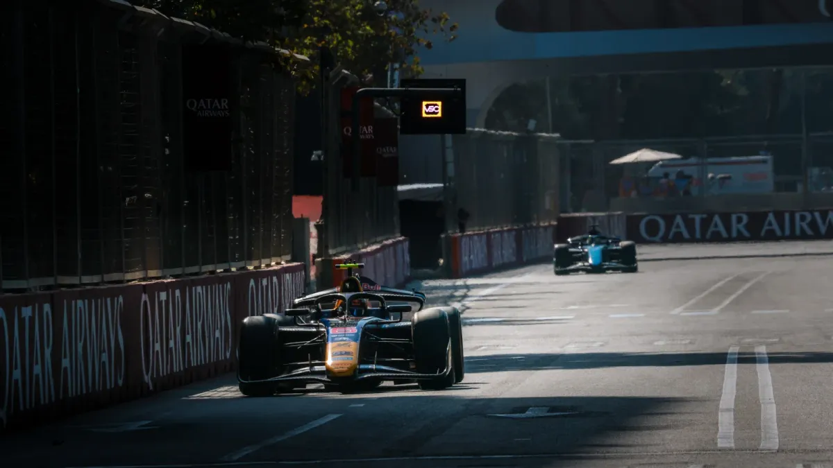 Beganovic Menang Sprint Race F2 Azerbaijan 2026, Van Hoepen Kedua