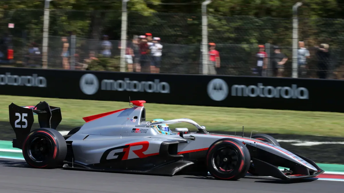 Taito Kato Cetak Kemenangan Perdana F3 di Sprint Monza
