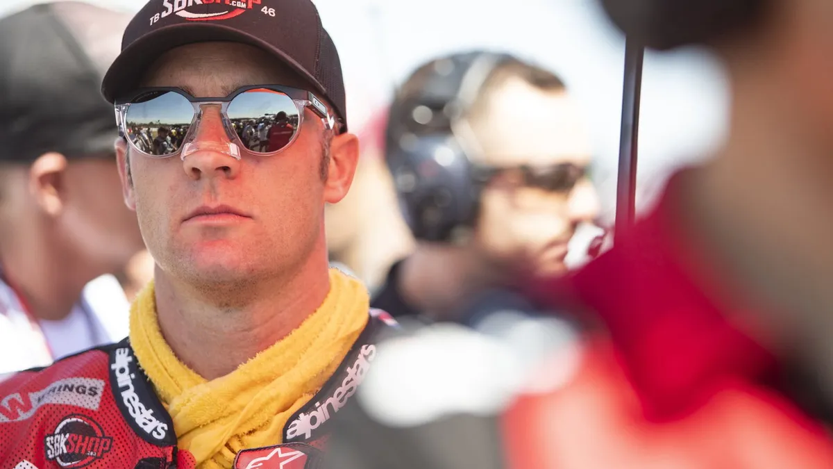 WorldSBK Prancis: Bridewell 'Kewalahan' Usai Crash Ganda di Magny-Cours