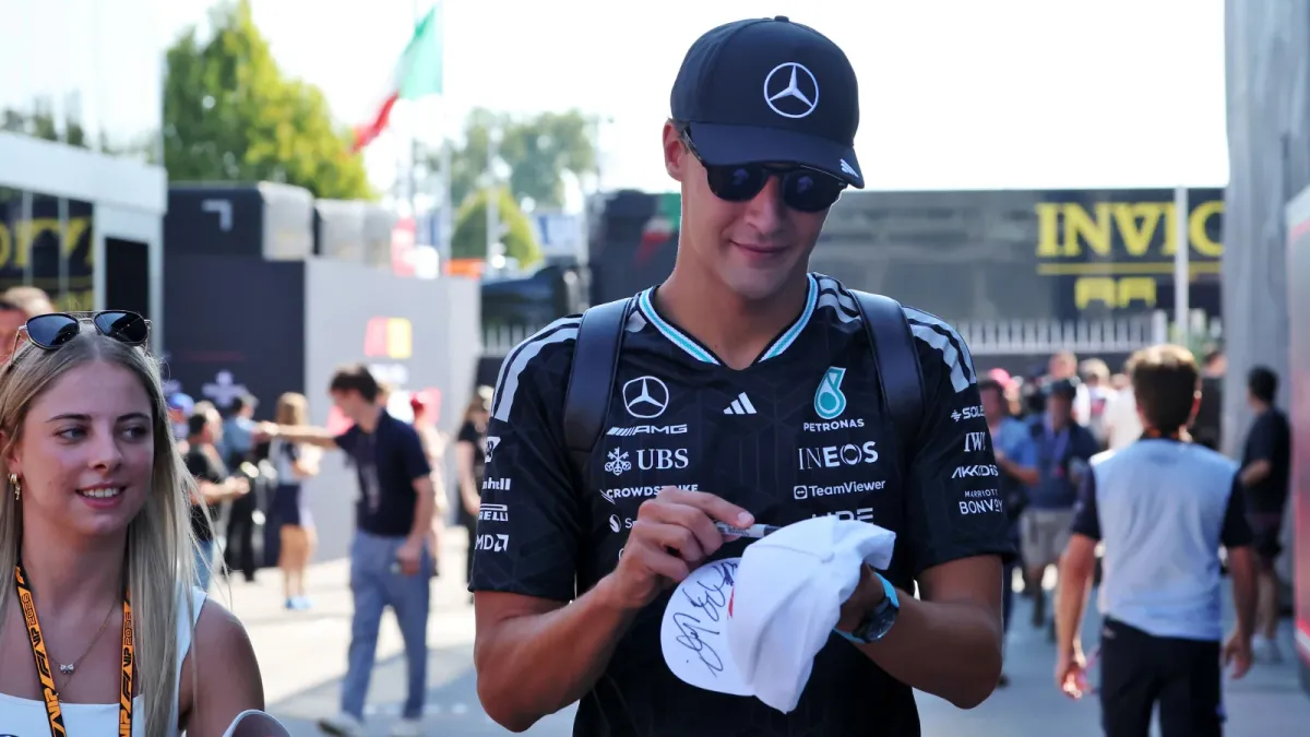 George Russell Hadirkan 'GRandstand' di Silverstone 2027